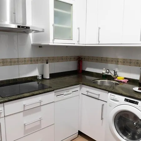 Acogedor Y Familiar Guggenheim 毕尔巴鄂