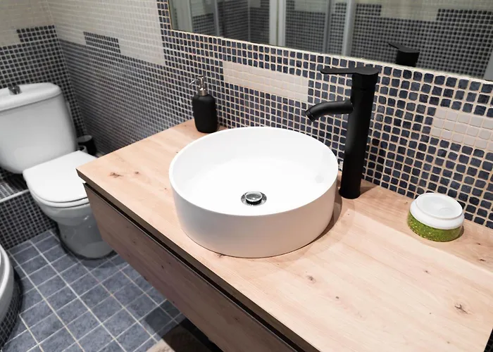 Acogedor Y Familiar Guggenheim Διαμέρισμα